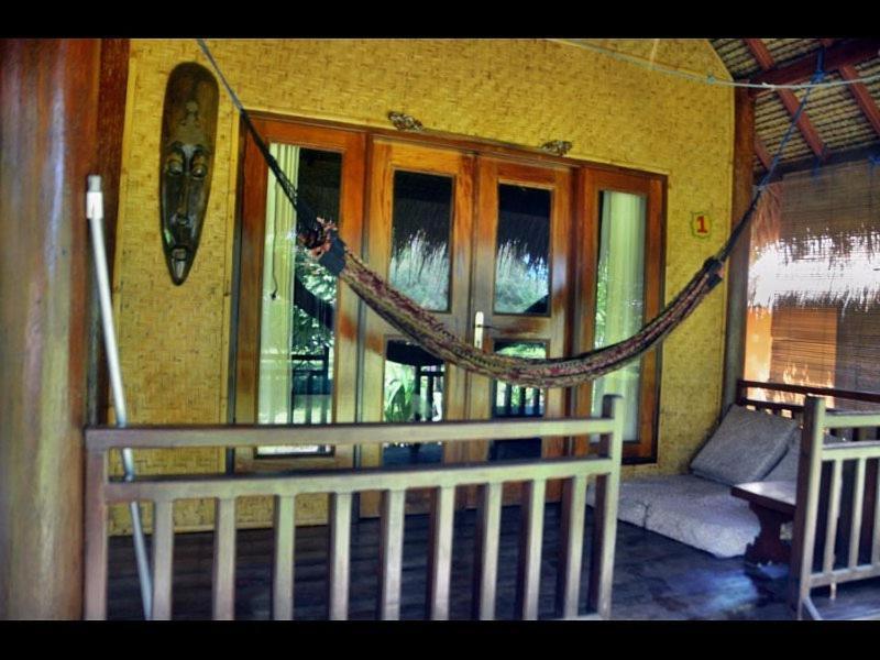 Amigos Bungalows Gili Meno Exteriör bild